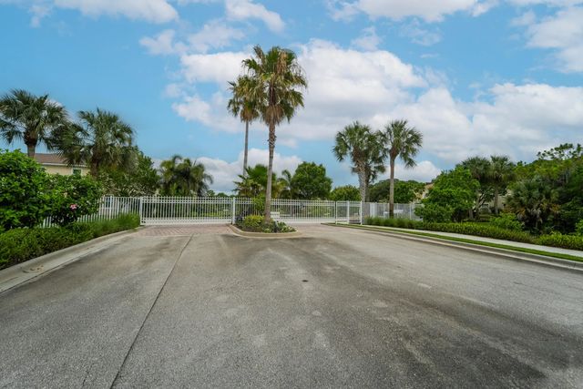 4 of 36 - 6128 Se Portofino Circle #104, Hobe Sound, FL