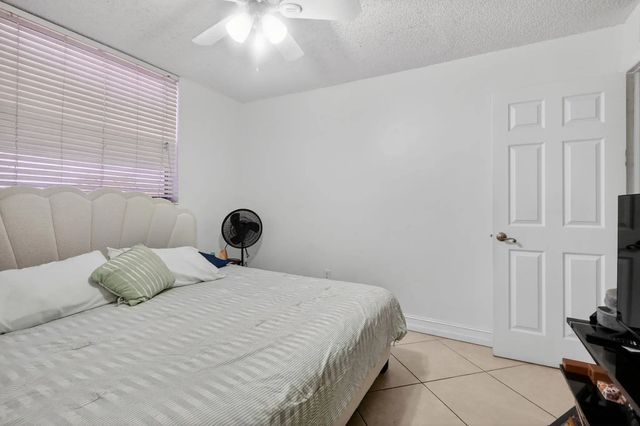 4 of 31 - 1801 S Treasure Drive #415, North Bay Village, FL