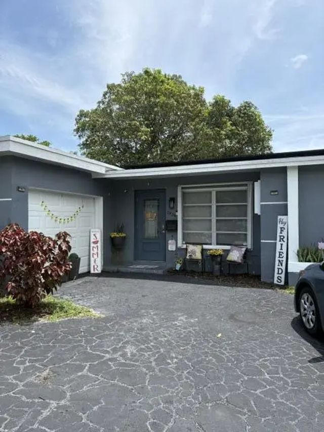2934 Nw 73rd Avenue, Fort Lauderdale