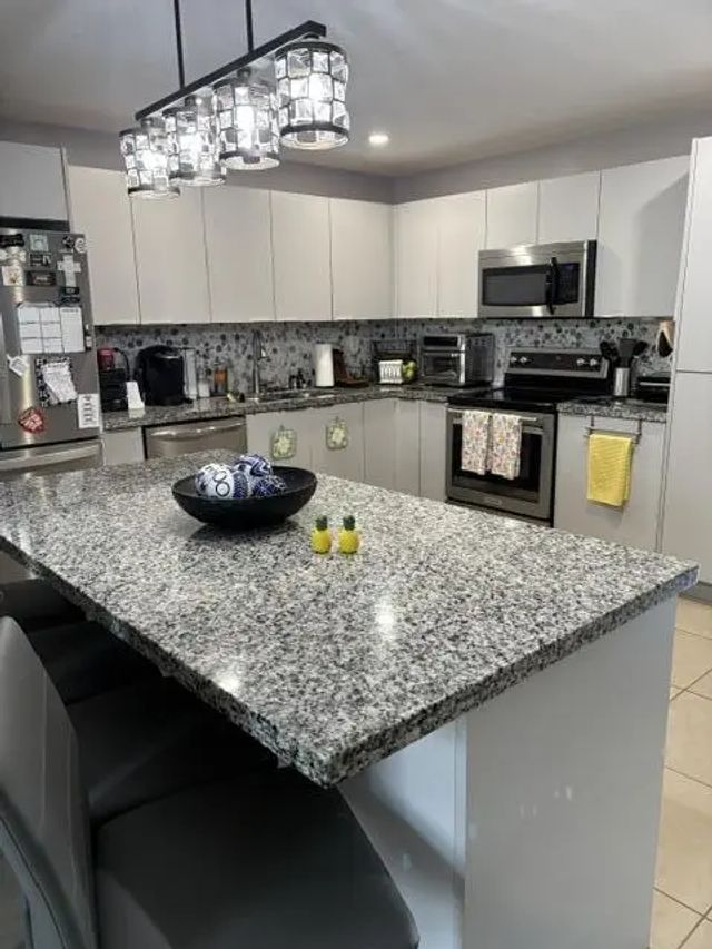 3 of 19 - 2934 Nw 73rd Avenue, Fort Lauderdale, FL