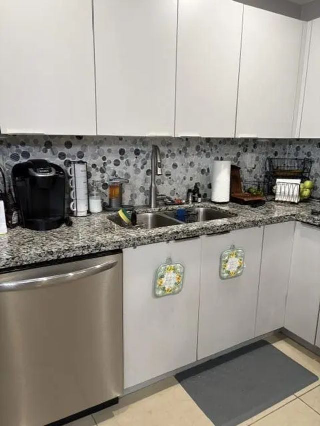 5 of 19 - 2934 Nw 73rd Avenue, Fort Lauderdale, FL