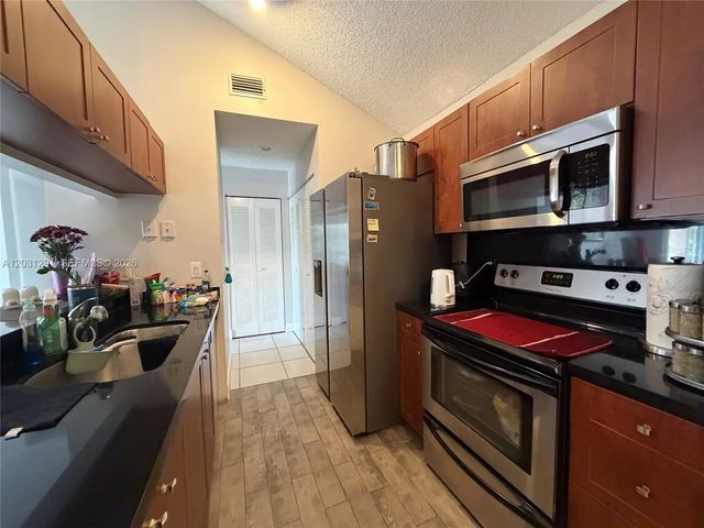 10610 Sw 158th Court #303, Miami