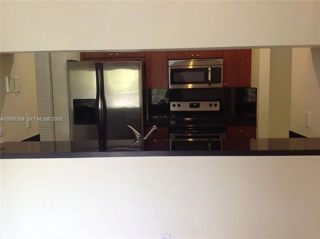 2 of 10 - 10610 Sw 158th Court #303, Miami, FL