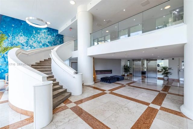 10350 W Bay Harbor Drive #5e, Bay Harbor Islands