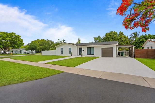 3 of 7 - 9161 Sw 181st Terrace, Palmetto Bay, FL