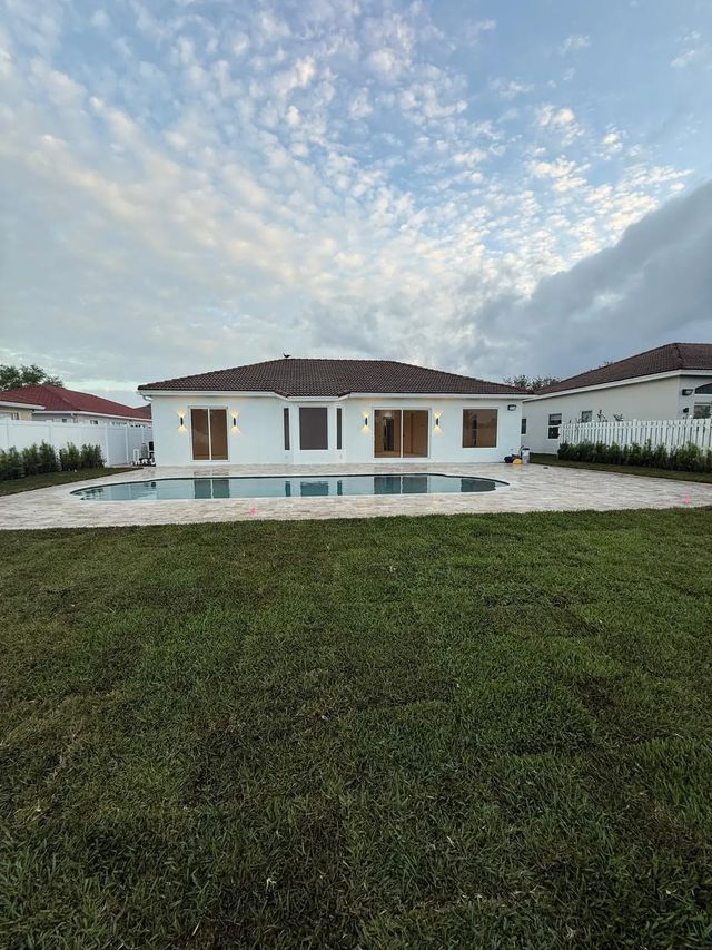 2 of 10 - 3244 Sw 53rd Court, Hollywood, FL