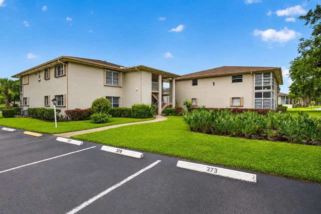 2 of 28 - 1 Lake Vista Trail #207, Port St. Lucie, FL
