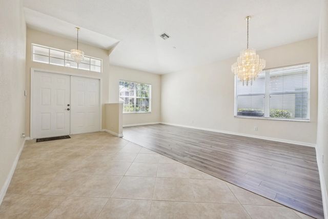 4 of 36 - 5780 Saddle Trail Lane, Lake Worth, FL
