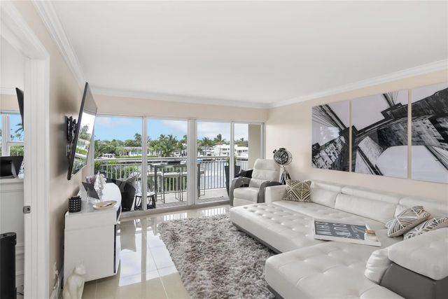 2611 N Riverside Drive #307, Pompano Beach