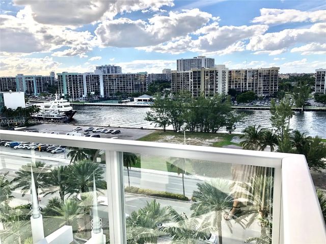 2 of 40 - 3101 S Ocean Drive #801, Hollywood, FL