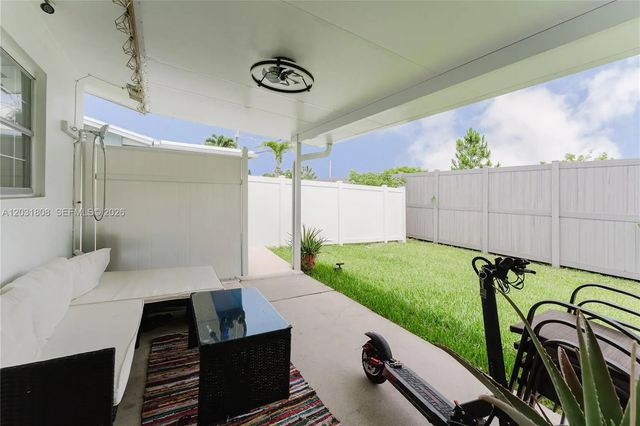 5 of 33 - 2604 Nw 48th Street, Tamarac, FL