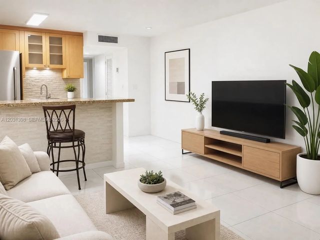 2 of 12 - 4011 N Meridian Avenue #35, Miami Beach, FL