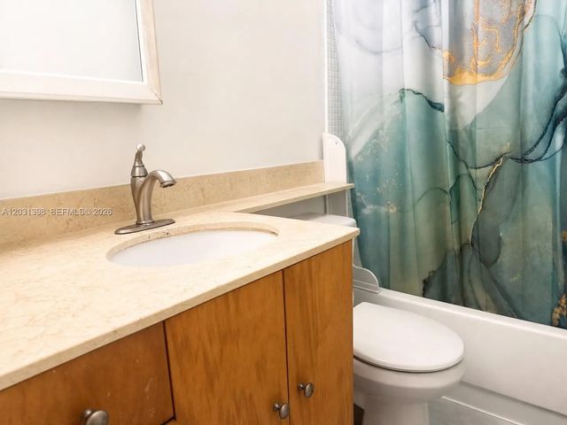5 of 12 - 4011 N Meridian Avenue #35, Miami Beach, FL