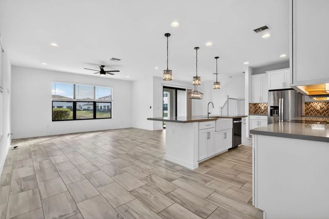 4 of 45 - 8792 Antarus Drive, Lake Worth, FL