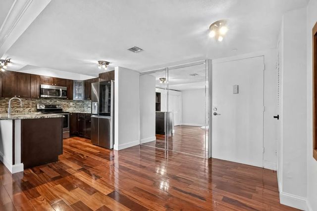 4 of 36 - 1501 S Flagler Drive #4b, West Palm Beach, FL