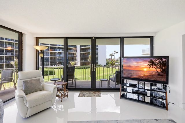 5 of 52 - 3400 S Ocean Boulevard #2fii, Palm Beach, FL