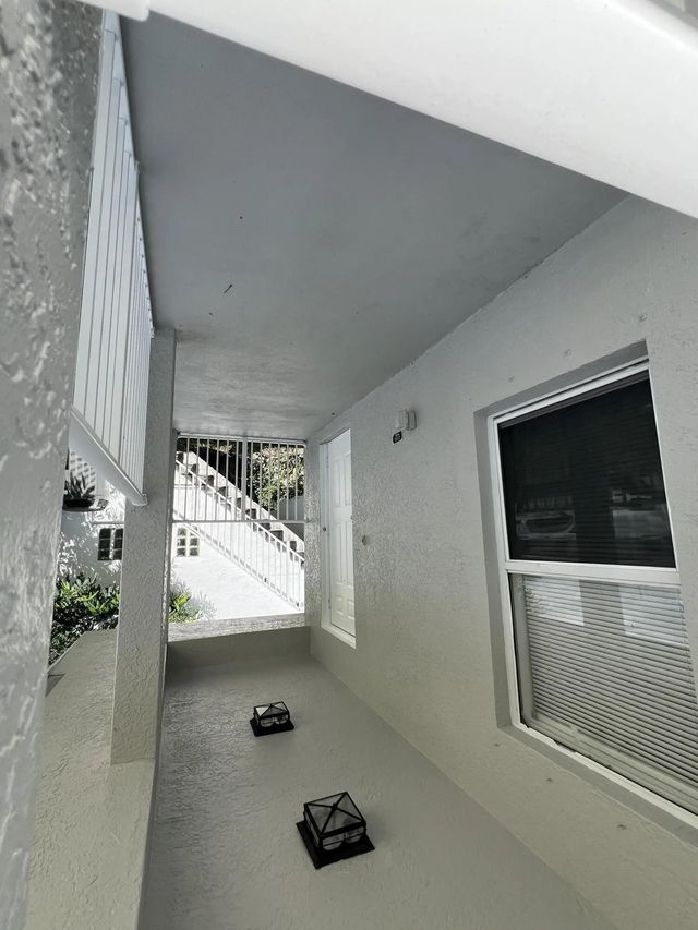 2 of 10 - 8444 Se Date Street, Hobe Sound, FL