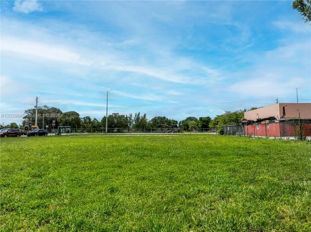 7920 Nw 11th Avenue, Miami