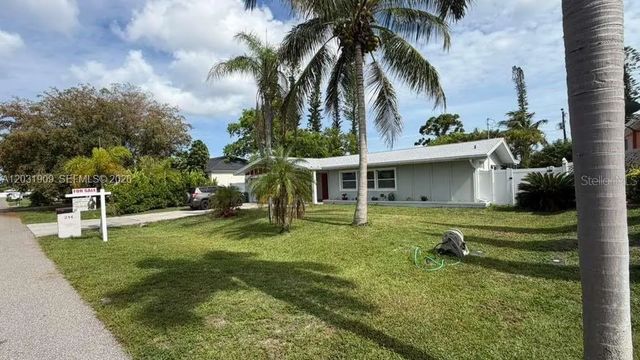 3 of 23 - 244 Se 46th Street, Cape Coral, FL