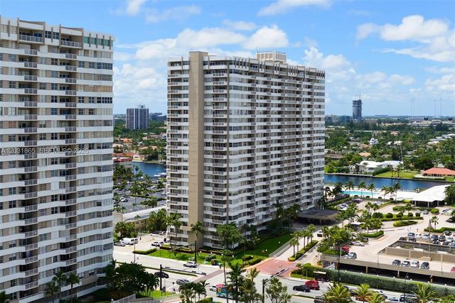 4 of 12 - 1985 S Ocean Drive #4g, Hallandale Beach, FL