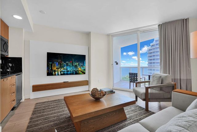 505 N Fort Lauderdale Beach Boulevard #1103, Fort Lauderdale