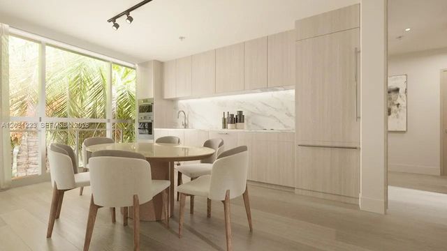 3 of 30 - 250 Collins Avenue #303, Miami Beach, FL