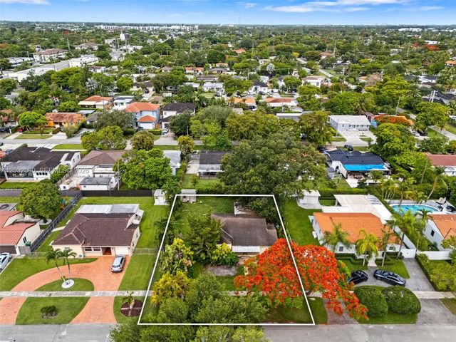 3 of 12 - 3900 Sw 59th Avenue, Miami, FL