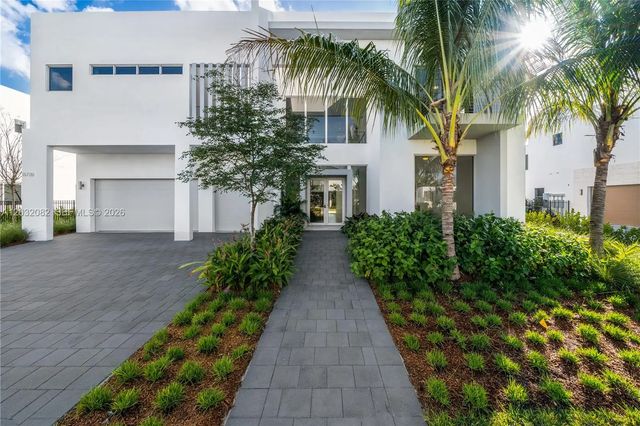 2 of 18 - 16720 N Botaniko Drive N, Weston, FL