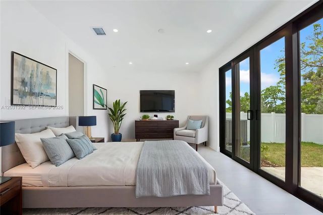 5 of 31 - 2661 Johnson Street, Hollywood, FL