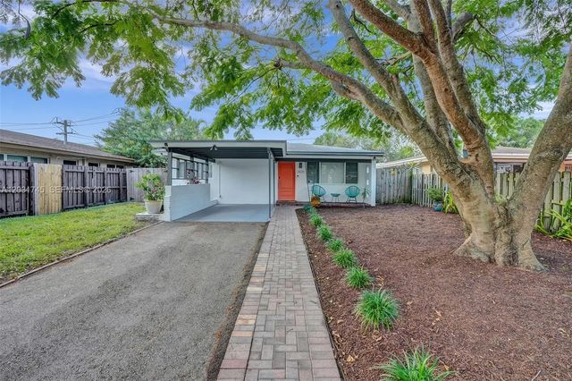 3 of 37 - 1605 Nw 7th Terrace, Fort Lauderdale, FL
