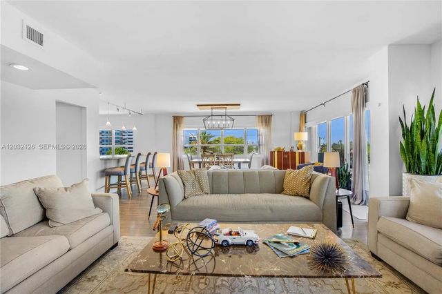 3 of 33 - 2500 E Las Olas Boulevard #408, Fort Lauderdale, FL