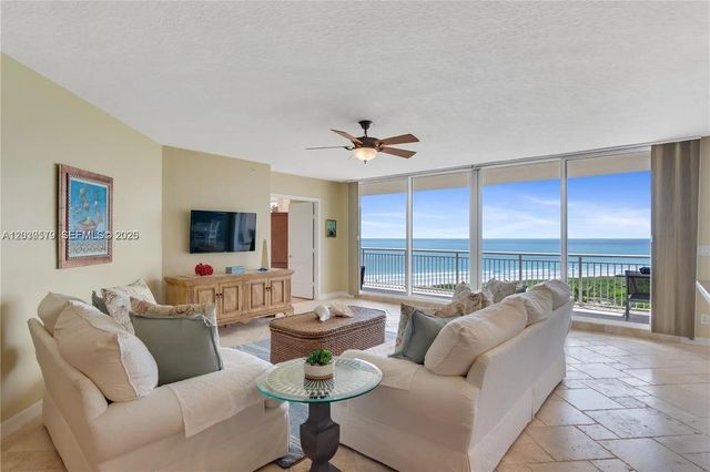 4 of 90 - 3000 N Highway A1a #7c, Hutchinson Island, FL