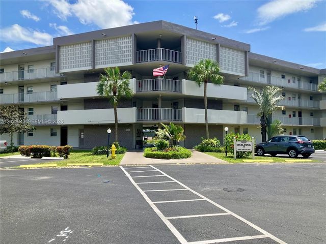 2801 Nw 47th Terrace #403b, Lauderdale Lakes