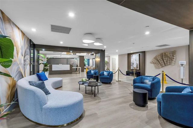 4 of 58 - 4200 Hillcrest Drive #504, Hollywood, FL