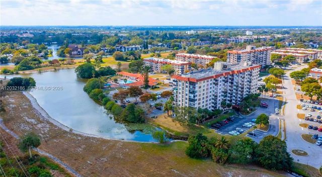 3 of 27 - 4164 Inverrary Drive #204, Lauderhill, FL