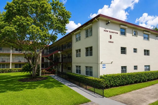 2 of 23 - 13500 Sw 1st Street #114u, Pembroke Pines, FL