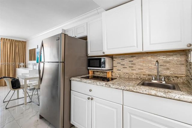 4 of 10 - 19201 Collins Avenue #104, Sunny Isles Beach, FL
