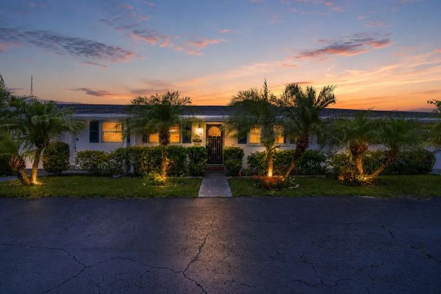 3 of 22 - 2017 Sw Golf Lane #113, Boynton Beach, FL