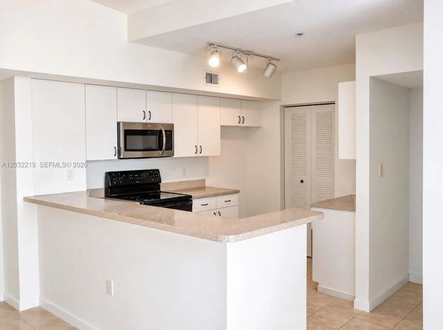 3854 Lyons Road #301-5, Coconut Creek