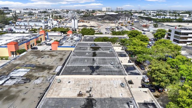 3 of 8 - 7168 Nw 50th Street, Miami, FL