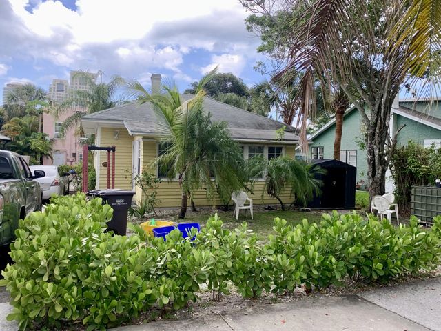 3 of 15 - 1310 Florida Avenue, West Palm Beach, FL