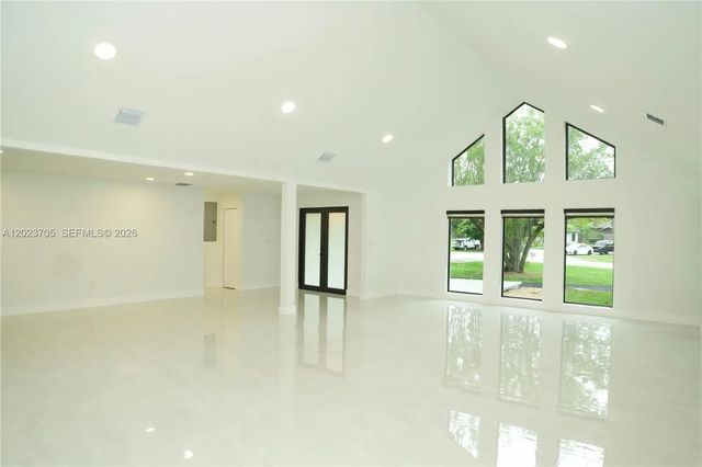 3 of 23 - 20500 Sw 50th Place, Southwest Ranches, FL
