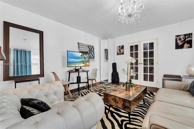 3 of 23 - 1150 Euclid Avenue #101, Miami Beach, FL