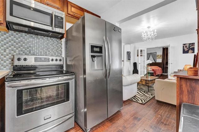 4 of 23 - 1150 Euclid Avenue #101, Miami Beach, FL
