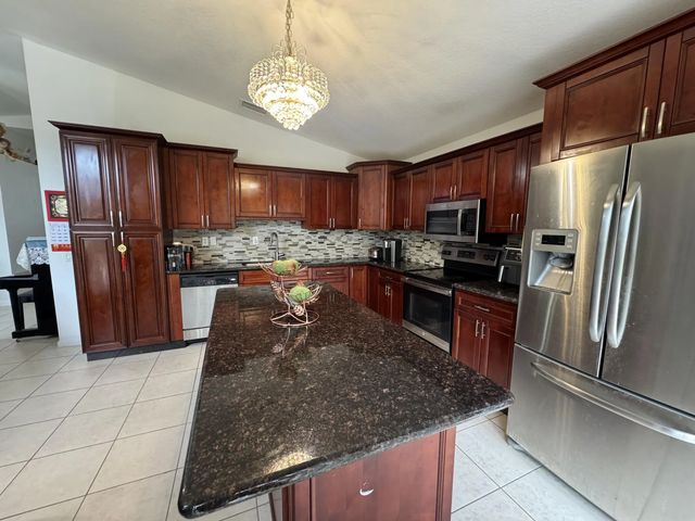3 of 27 - 5076 Nautica Lake Circle, Greenacres, FL