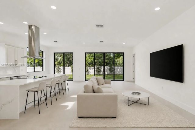 1521 Sw 40th Terrace, Fort Lauderdale