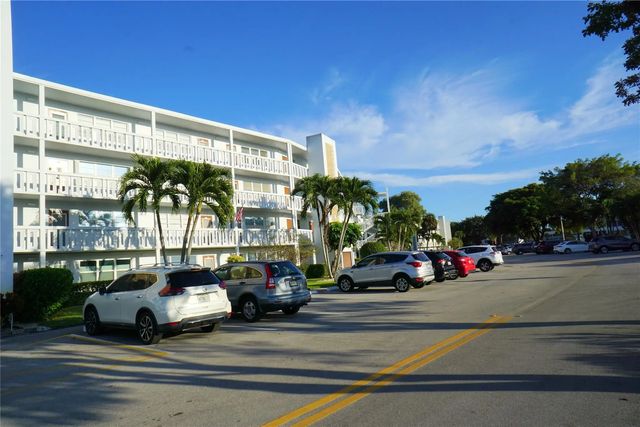 2 of 50 - 4029 Newport #4029, Deerfield Beach, FL