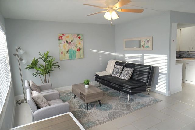 4 of 50 - 4029 Newport #4029, Deerfield Beach, FL