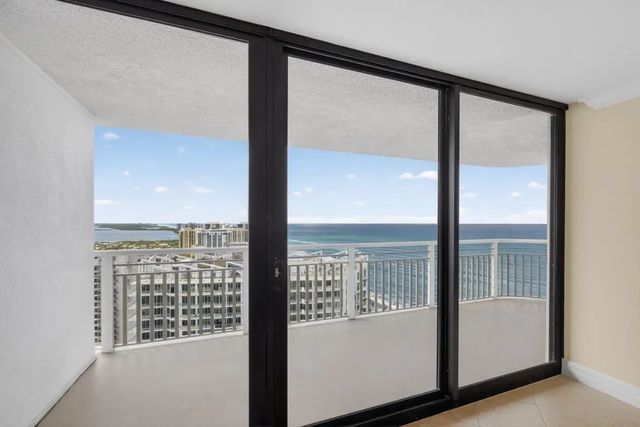 2 of 52 - 3000 N Ocean Drive #31 B, Singer Island, FL