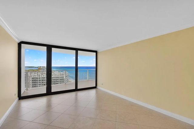 3 of 52 - 3000 N Ocean Drive #31 B, Singer Island, FL